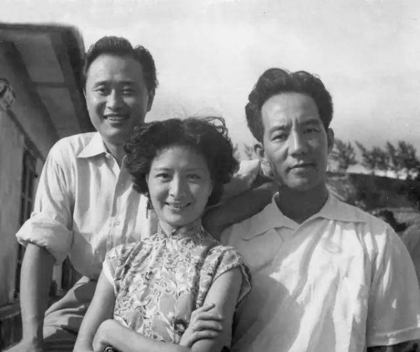 妻子去世，他娶了30年好友，他走后，孩子们立刻将继母告上法庭