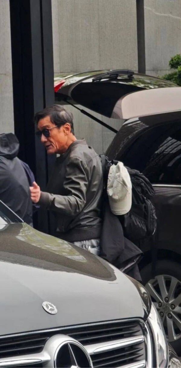 梁家辉或将罕见拍剧，与内地流量小生联手，时装悬疑剧引期待
