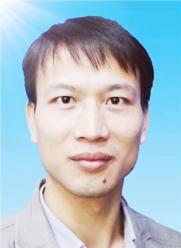热搜十一次，文学史无此人：请和我们一起，开始书写他