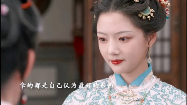 朝姐不愧是通州首富之家出来的人 逛是添妆就已经让人眼花缭乱了