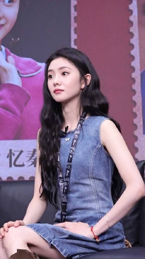 刘浩存今日扫楼直拍~状态太好了我们存