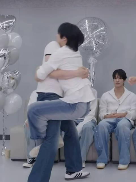 我就留下这么一段视频什么也不说