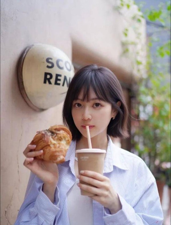 TVB小花晒日系短发照,甜美度爆灯,网民激赞似AI美女