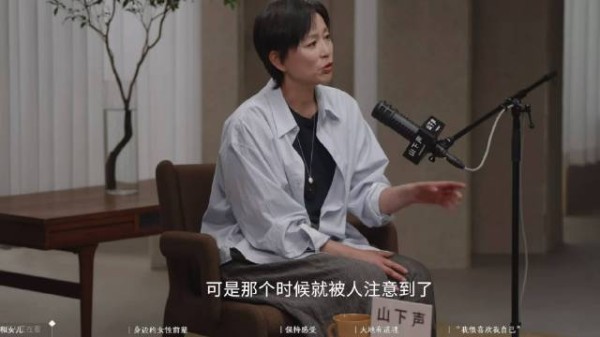 张婧仪最独特的是她的气质，这个其实也不是单纯的美，但是她确实是很美！