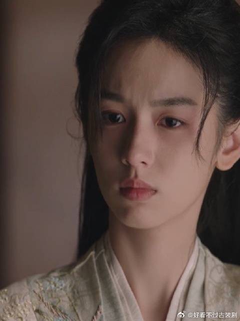 锦月如歌:杀手突然撒毒药,禾晏美女救英雄挡在身后,下秒却失明