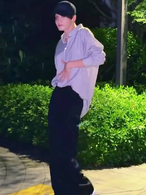 檀健次拉丁舞表演引热议