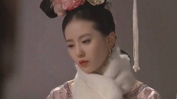 全网嘲她“木头演技”，可除了刘诗诗，谁也演不了马尔泰·若曦