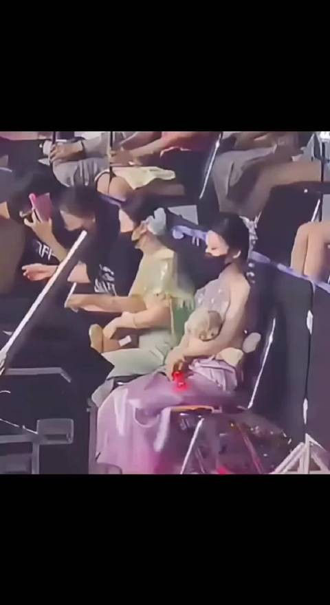 我真的不明白怎么会有人对这么可爱又温柔的小朋友说出那么多没素质的话