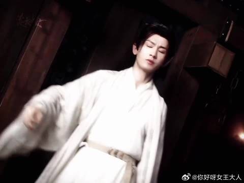 你说你惹他干嘛?不知道李相夷是江湖第一吗?