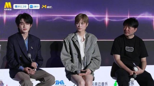 上,宋亚轩说想推荐自己的好友古巨基来到国乐无双,大家期待吗?