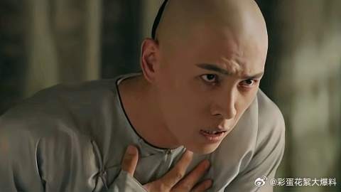 和亲王欺负璎珞被亲娘打伤卧床，傅恒找来警告他！