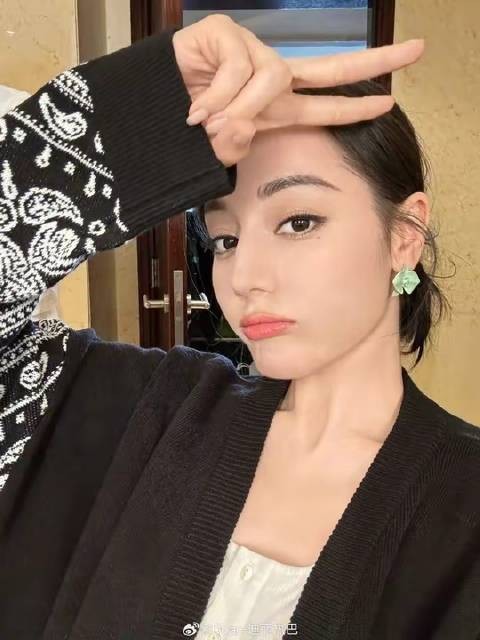 倾心迪丽热巴，本就是人间至真至纯的情愫