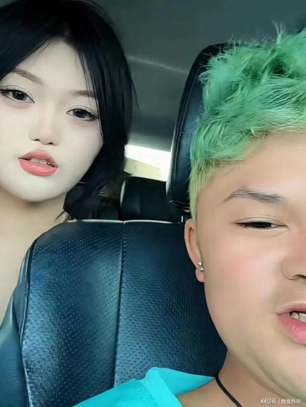 小马云样貌大变,和女友高调官宣恋情,晒合照秀恩爱