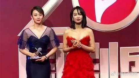 宋茜亮相红毯，红色丝绒长裙明艳动人，这样的宋茜惊艳到你了吗？