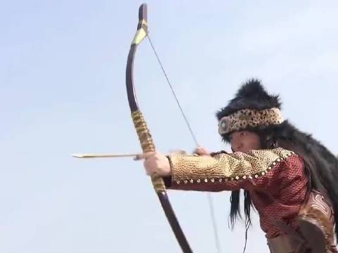篮球运动员巴特尔与神话人物二郎神无实际对抗