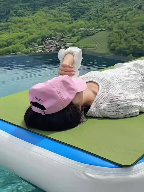 素颜长这样还有什么烦恼