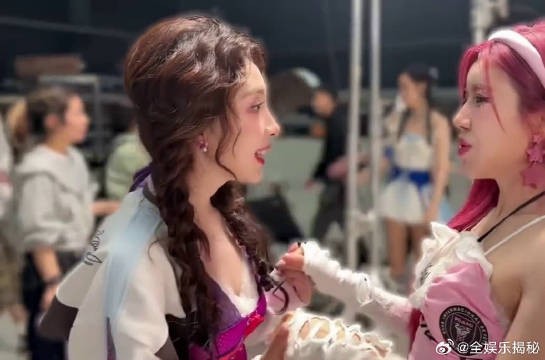 庄法逮着姐姐们秀中文说你很大,孙怡一脸问号结果是大美女,这反差也太好笑了
