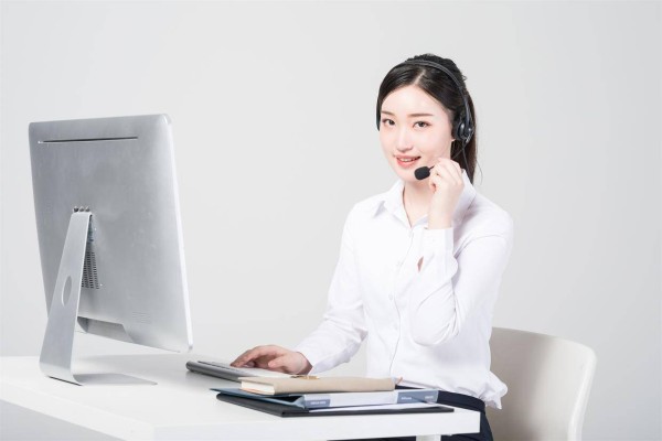 让已婚男人一直惦记着的女人，多半是给过他这两种极致的感觉