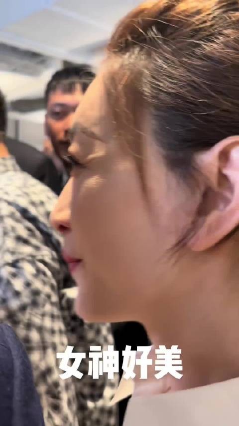 不得不说她的花期好长！美不美？