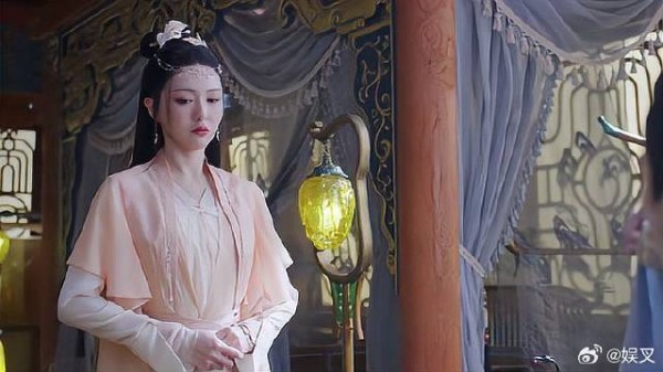 子非：我看不到看不到，不想打扰你们的
