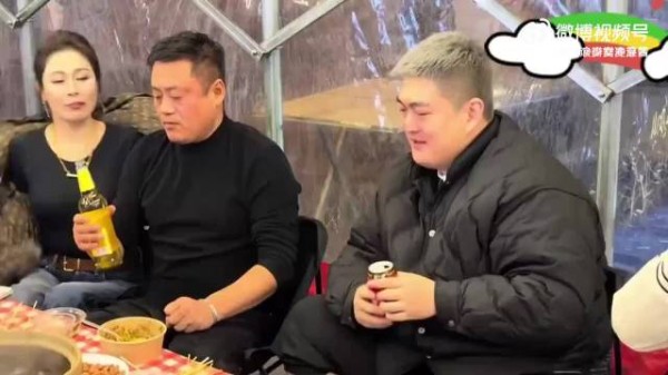 赵大牛与赵家班聚会,宋晓峰同席