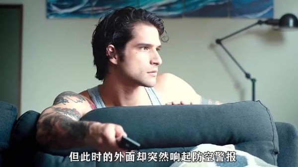 男子遭遇丧尸危机，全球沦陷中求生