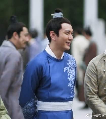 长柏对明兰的偏爱也太明显了吧，真的是从小宠到大