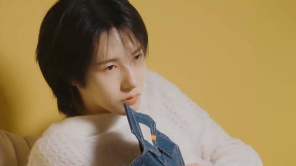 ㅋㅋㅋㅋㅋ点进去就听到导演一直在夸“漂亮～好看！”