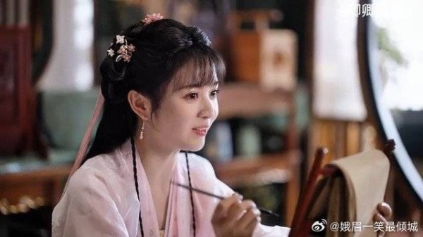 六少主胃疼叫太医看病,不料被李薇误解要成寡妇乐开怀