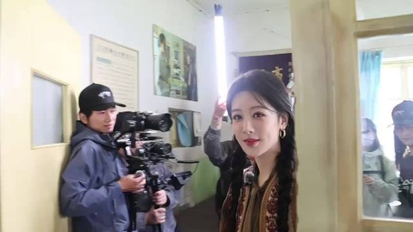 卧槽超绝怼脸 美我两跳!