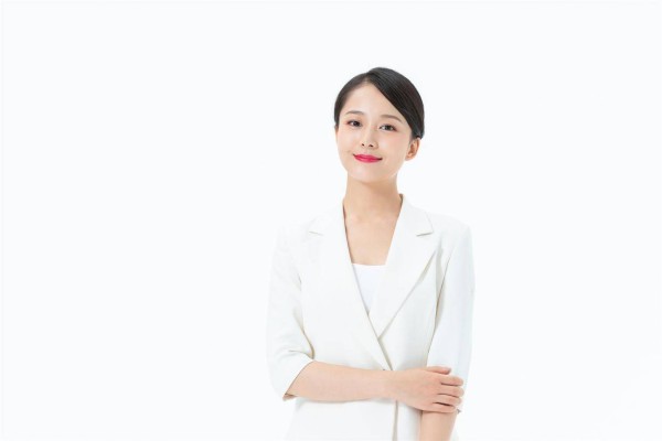 女人要是对一个男人的要求点了头,那就是等着越界了,别犯傻