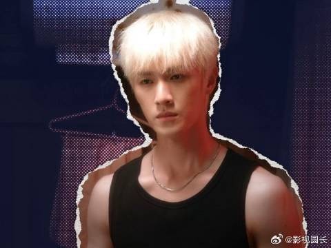 李昀锐回应争议,自称条件哥可太好