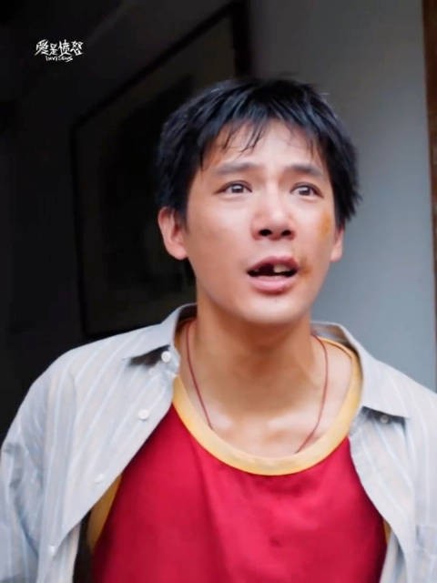 王安宇回应缺牙扮丑争议称一切为角色服务