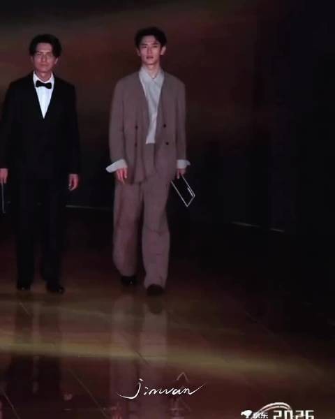 王天辰再获年度期待演员奖