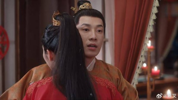 夫人想看下雪,屋里就真的下雪了,五少主太会了