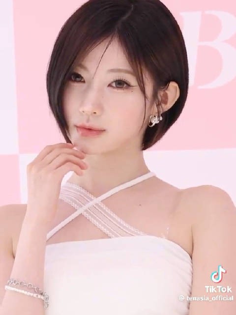 ASA的画风真的好撕漫 好有辨识度….