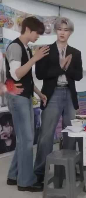 今天也去医院了却还是问痛吗 你们都给我健康活动 *cr.g00dridd