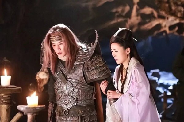奎木狼与取经团队有杀子夺妻之恨，为何他反倒多次出手帮助他们