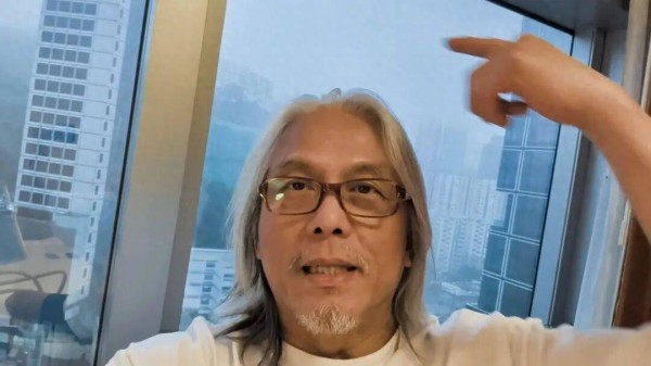 TVB前老戏骨移居美国多年,剪发年轻十岁,曾与周星驰搭档