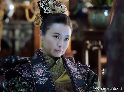 张皇太后斥责孙若微干政!