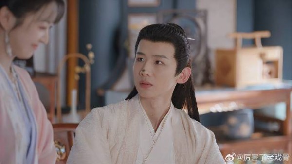 六少主被李薇抹成小花猫,趁其不备偷袭,画面甜炸了