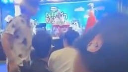 呆妞:cos可以不花钱,但饭必须吃回本