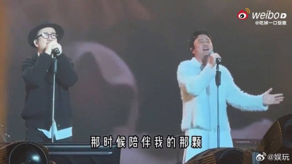 谁能想到昔日筷子兄弟,拍 MV 满屏暧昧,妥妥升级成大家口中的筷子夫妇