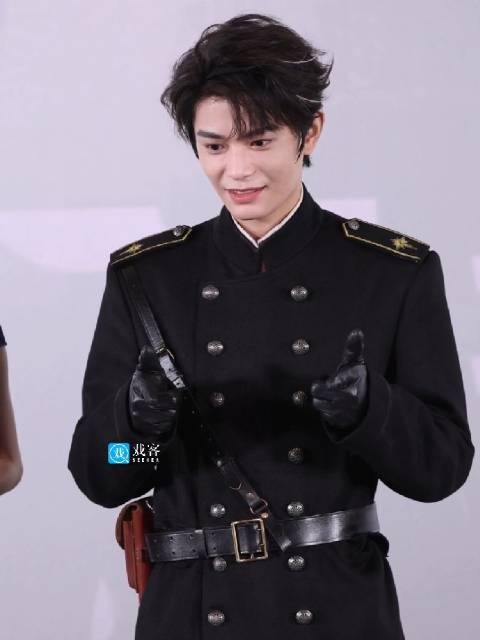 小丁手势舞来啦