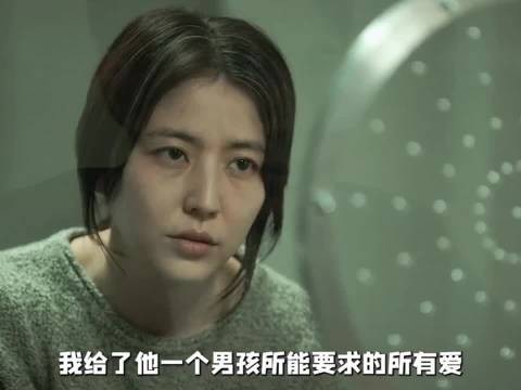 少年称监狱能吃饱不想离开，一句喜欢妈妈是错的吗引心酸