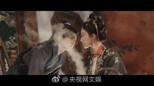 侯明昊歌手舞台惊艳亮相,玉茗茶骨片花曝光