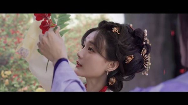 《云秀行》今日开播，李一桐曾舜晞邓为主演