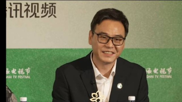 白玉兰评委媒体见面会,导演邢键钧回答记者提问