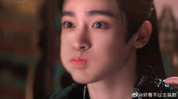 《入青云》侯明昊 卢昱晓 我家大人每次吃得跟猪一样