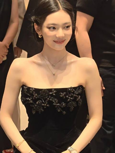 你坦言追你有点难，宁艺卓 yyds!